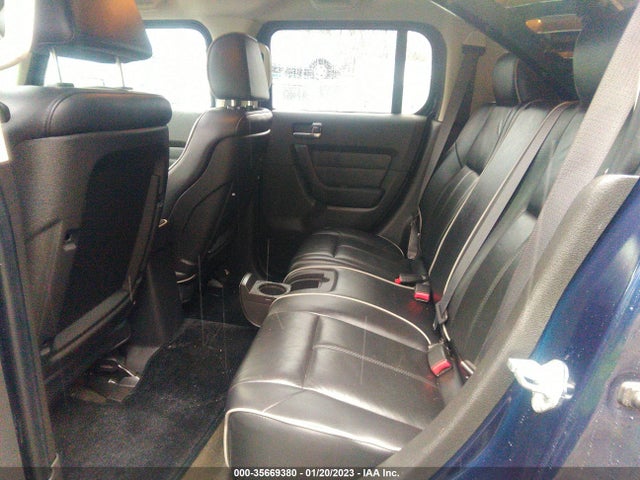 5GTEN43E888194241 Hummer H3 Suv Luxury