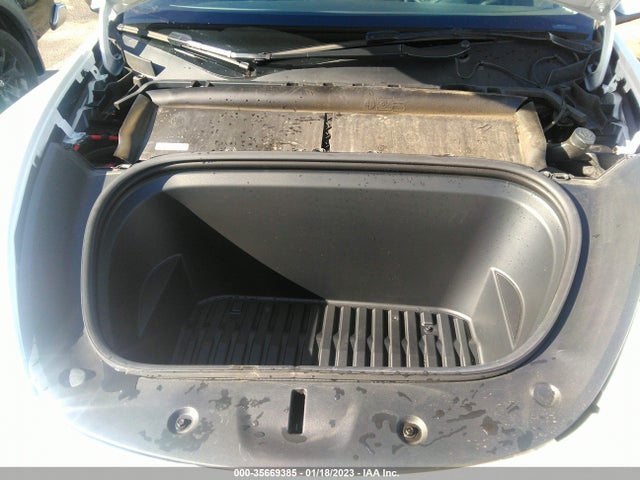 Tesla Model Y Long Range 2021 5YJYGDEE9MF274086 Image 10