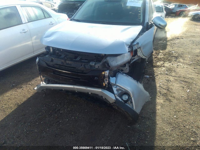 JA4AD3A36HZ039678 Mitsubishi Outlander Se/sel