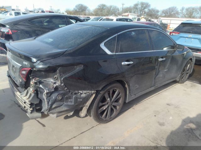 1N4AL3AP2HC940468 Nissan Altima 2.5 Sr