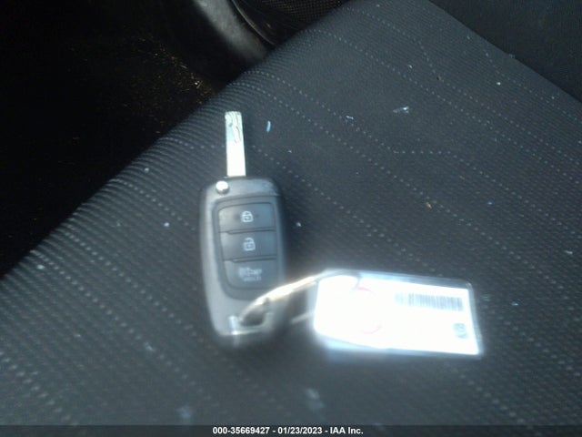 Hyundai Venue 2021 KMHRB8A31MU066561 Image 3