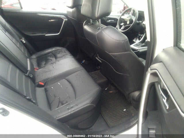 2022 Toyota RAV4, VIN: 2T3B6RFV1NW030139