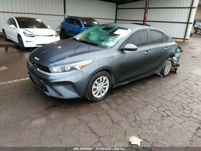 KIA FORTE FE 2022 3KPF24AD4NE484248 Image 2