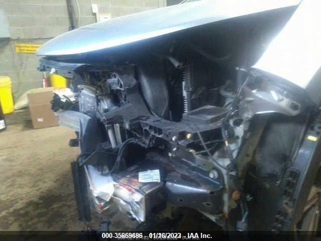 Honda CR-V LX 2017 2HKRW6H31HH211780 Image 10