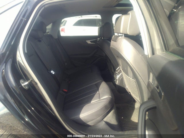 2018 Audi A4, VIN: WAUKMAF48JN011147