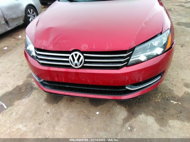 2015 Volkswagen Passat, VIN: 1VWAT7A35FC091011