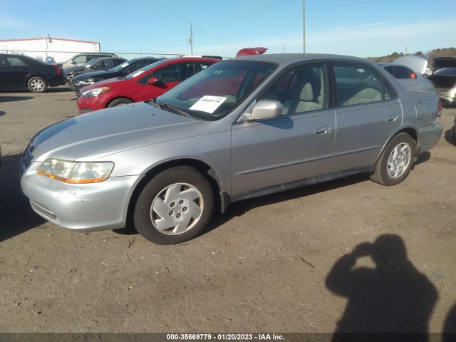 2002 HONDA ACCORD SDN LX VIN: 1HGCG16452A052800