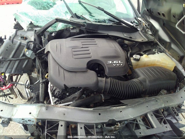 Chrysler 300 Touring 2018 2C3CCARG2JH324689 Image 10