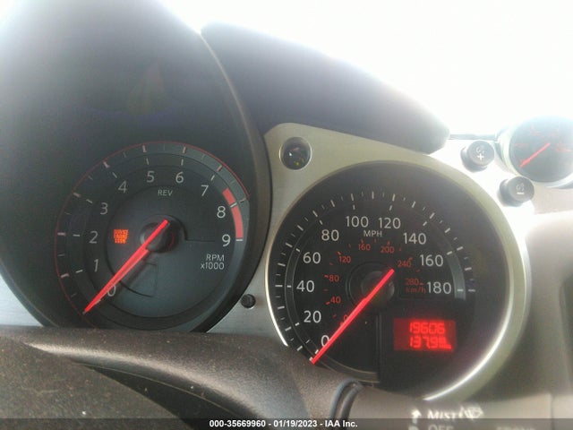 Nissan 370Z 2017 JN1AZ4EH9HM954947 Image 8