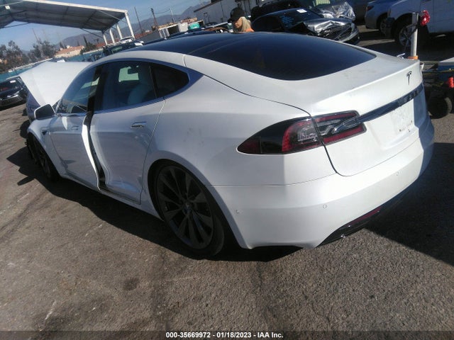 2020 Tesla Model S, VIN: 5YJSA1E23LF393472
