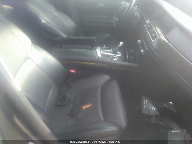 BMW 7 Series 2012 WBAKC8C57CC435345 Image 6