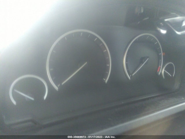 BMW 7 Series 2012 WBAKC8C57CC435345 Image 8