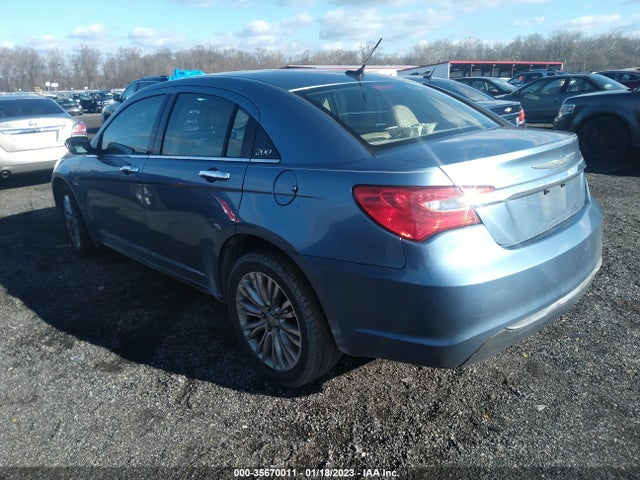 Chrysler 200 Limited 2011 1C3BC2FB1BN570250 Image 4