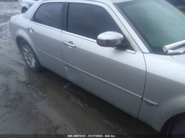 2006 CHRYSLER 300 C VIN: 2C3KA63H86H269799