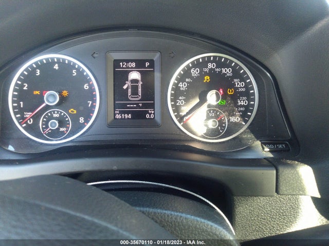 WVGAV7AX2HK050422 Volkswagen Tiguan