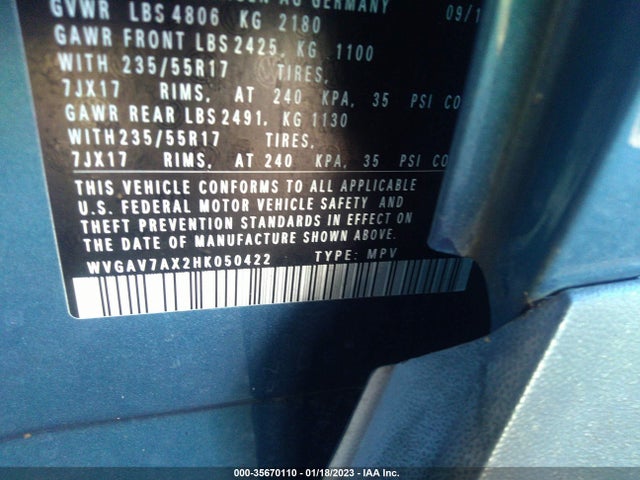 WVGAV7AX2HK050422 Volkswagen Tiguan