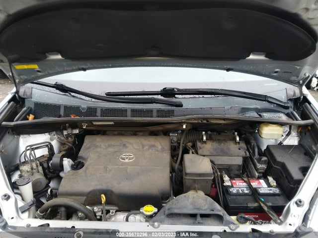 2015 TOYOTA SIENNA XLE/XLE AAS/LTD VIN: 5TDYK3DC9FS682899