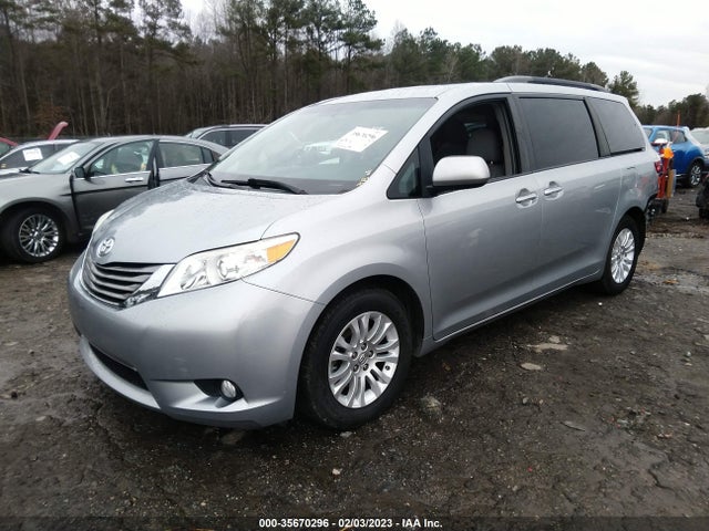 2015 TOYOTA SIENNA XLE/XLE AAS/LTD VIN: 5TDYK3DC9FS682899