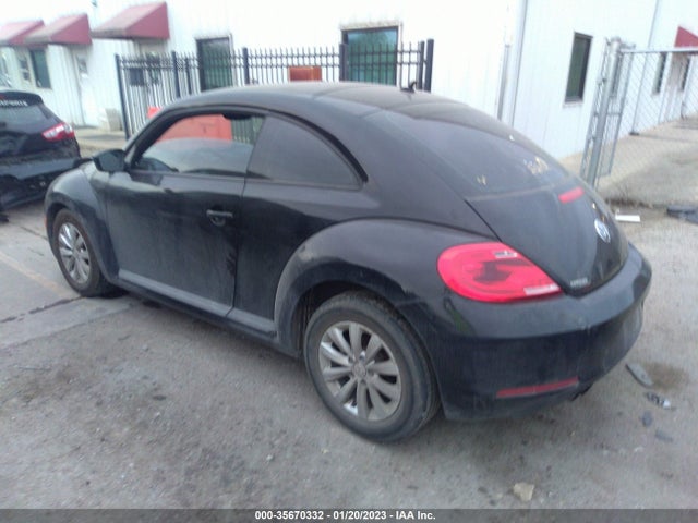 2015 VOLKSWAGEN BEETLE COUPE 1.8T FLEET EDITION VIN: 3VWF17AT9FM615500