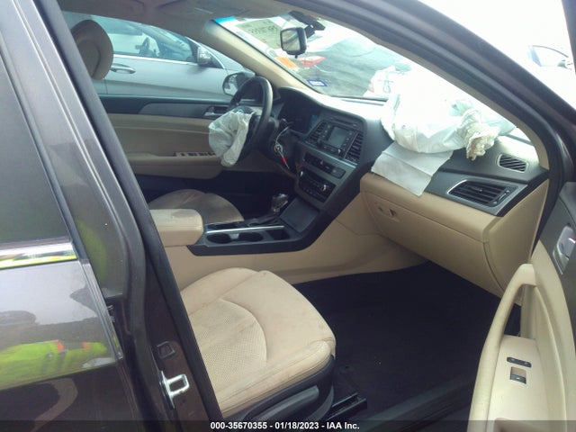 2015 HYUNDAI SONATA 2.4L SE VIN: 5NPE24AF3FH223896