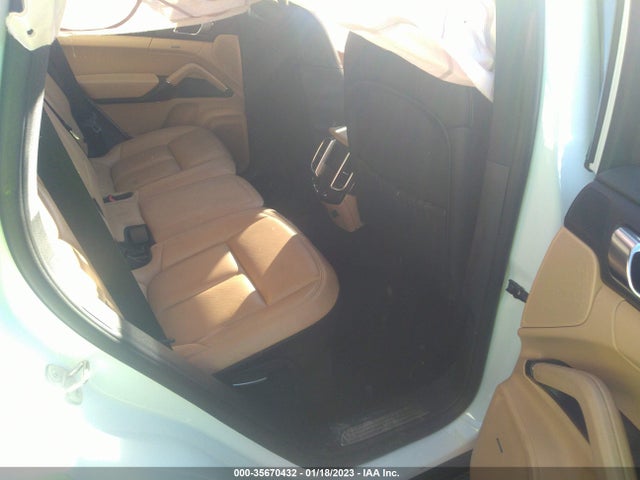 2016 Porsche Cayenne, VIN: WP1AE2A2XGLA60876