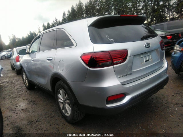 KIA SORENTO L 2019 5XYPG4A34KG580022 Image 3
