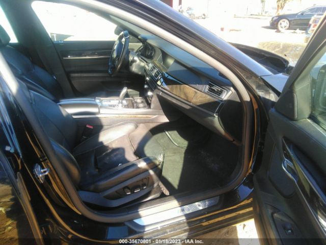 WBAKA8C56CCY37539 BMW 7 Series 750i