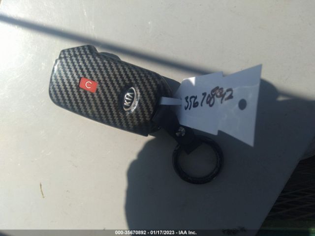 5XXG34J22MG036872 KIA K5 EX