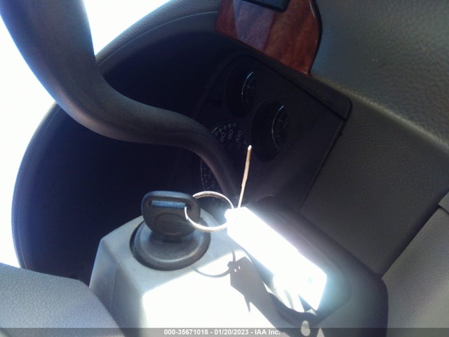 GMC YUKON XL 2007 1GKFK16367R186620 Image 3