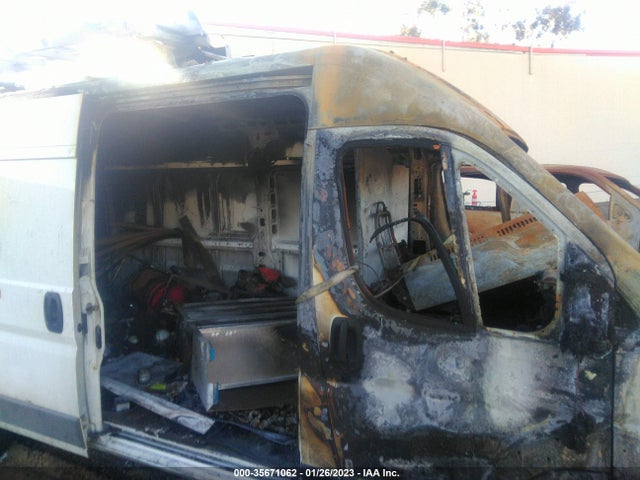 3C6TRVDD8GE107464 RAM Promaster Cargo Van