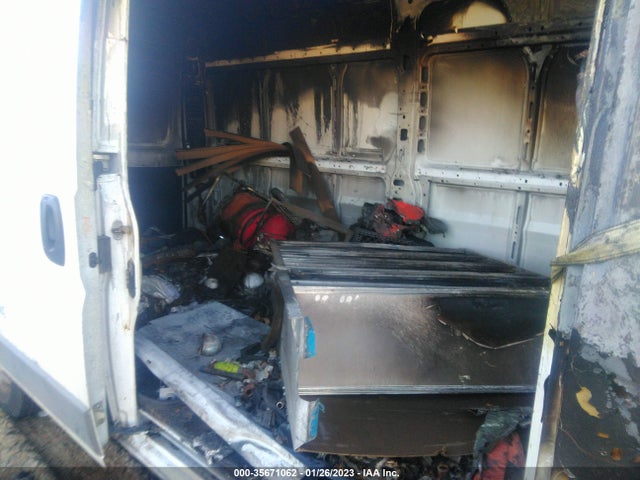 3C6TRVDD8GE107464 RAM Promaster Cargo Van