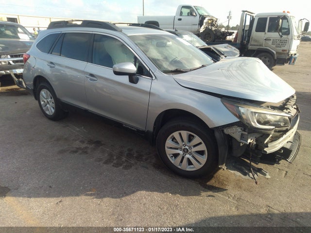 Subaru Outback Premium 2018 4S4BSADC0J3238861 Image 1