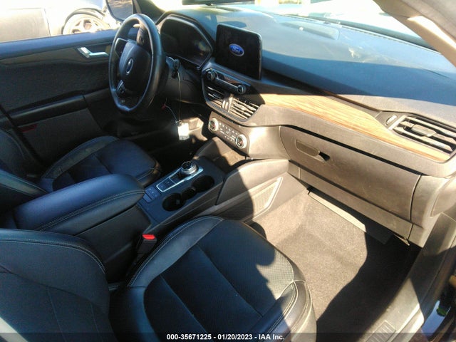 2020 Ford Escape, VIN: 1FMCU0DZ0LUA40730