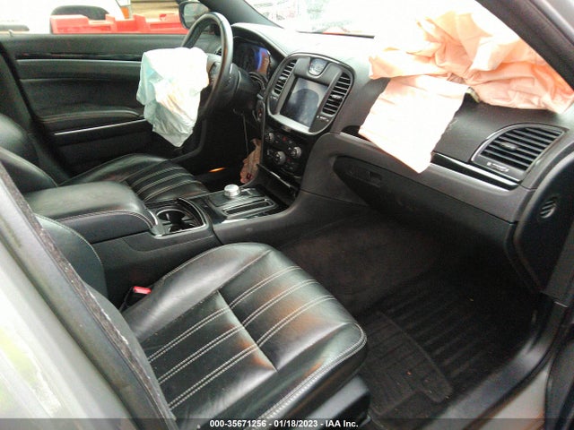 2018 Chrysler 300, VIN: 2C3CCAGG4JH198922