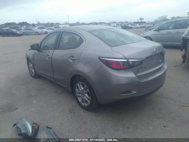 2016 Scion IA, VIN: 3MYDLBZV5GY131607