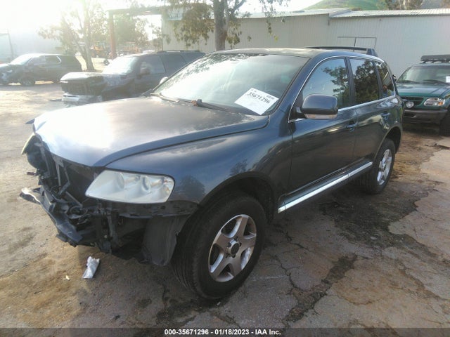 Volkswagen Touareg 2005 WVGBG77L45D013990 Image 2