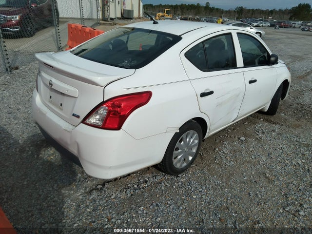 2015 NISSAN VERSA S PLUS VIN: 3N1CN7AP4FL901681