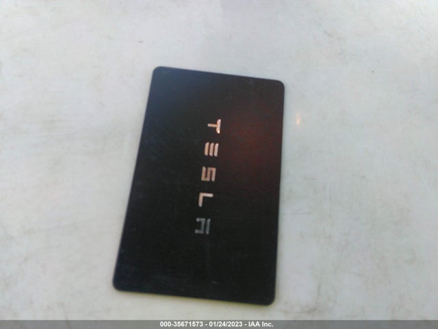 2021 Tesla Model Y, VIN: 5YJYGDEE3MF181841
