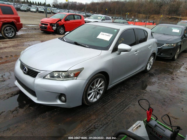 Lexus CT 200H 2012 JTHKD5BH8C2105034 Image 2