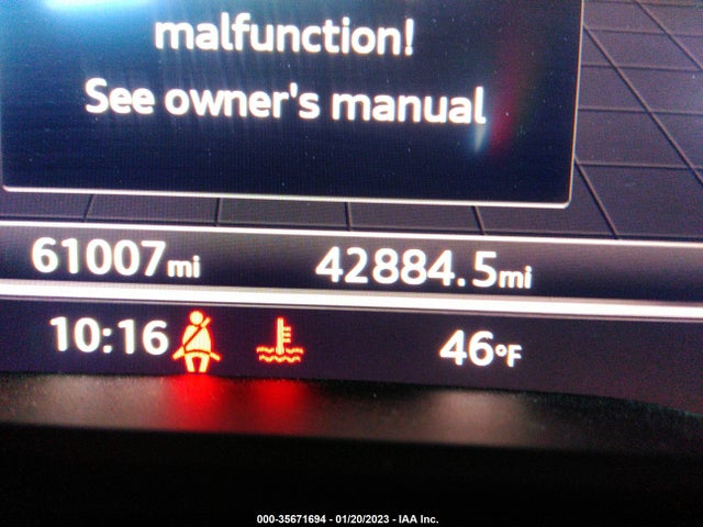 Audi A4 Premium Plus 2018 WAUENAF42JA185796 Image 7