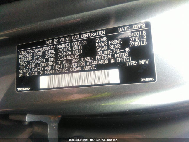 2018 Volvo XC60, VIN: LYVA22RM8JB087117