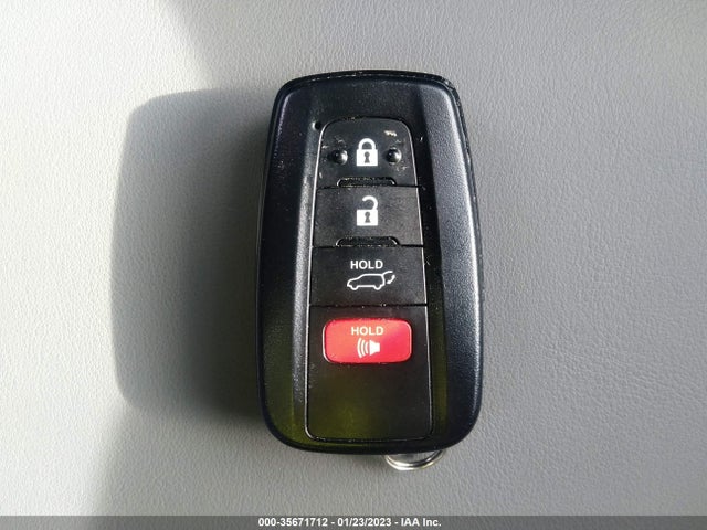 2022 Toyota RAV4, VIN: 2T3C1RFV4NC196482