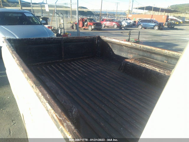1986 TOYOTA PICKUP 1/2 TON RN50 VIN: JT4RN50R0G0135817