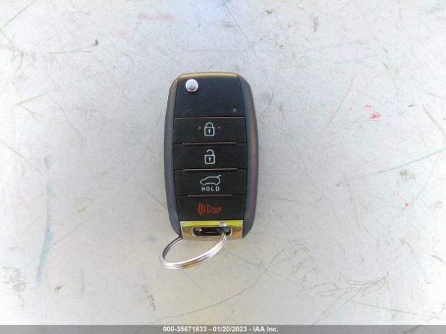 KNDJP3A52F7219022 KIA SOUL +