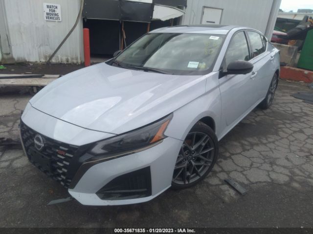 1N4AL4CVXPN329477 Nissan Altima 2.0 Sr
