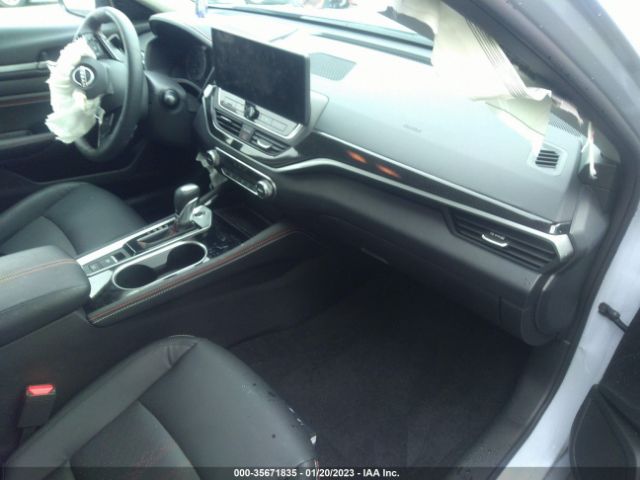 1N4AL4CVXPN329477 Nissan Altima 2.0 Sr