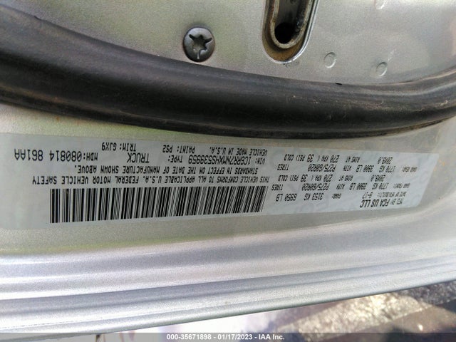 RAM 1500 Laramie 2017 1C6RR7NMXHS539959 Image 11