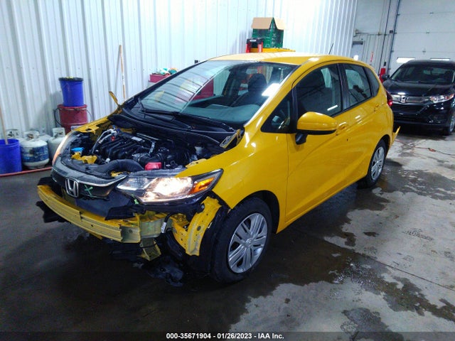 Honda FIT LX 2018 3HGGK5H43JM721619 Image 2
