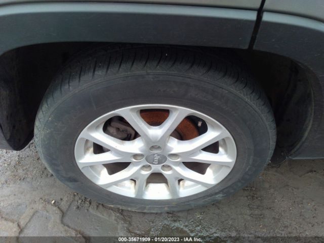 1C4PJLCB1GW363747 Jeep Cherokee Latitude