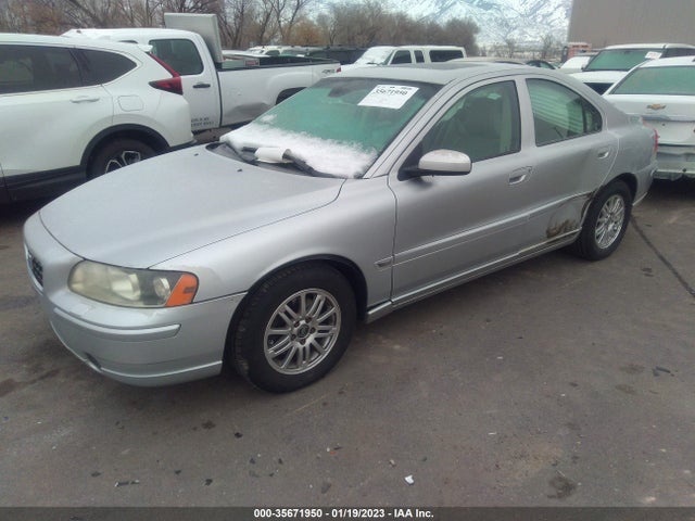 Volvo S60 2005 YV1RS640552436427 Image 2
